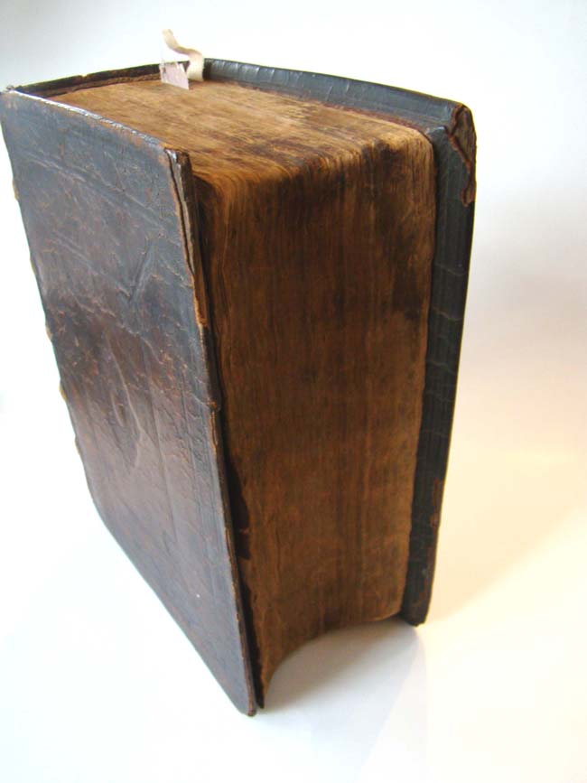 An 18th century HOLY BIBLE written in English and published in Amsterdam in 1730 — image 3